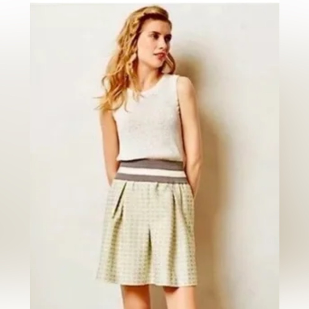 Darling Anthropologie MAEVE Skater skirt in New Condition. Light mint color.